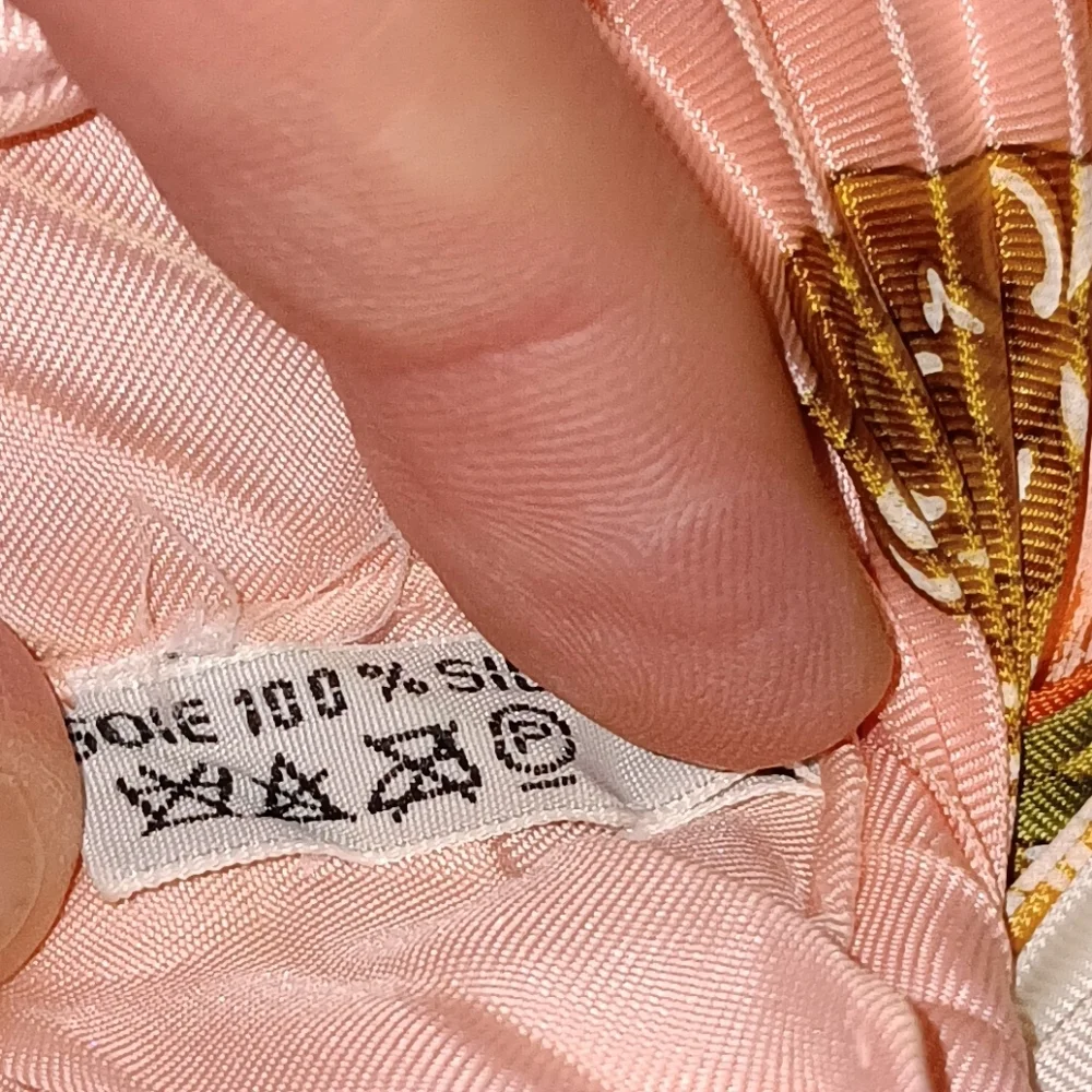 Hermes Floral Pleated Silk Scarf With Box - Picture 3 of 5